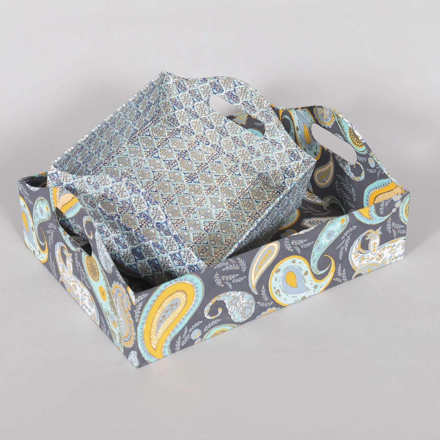 Paisley Grey Curved Tray Set of 2