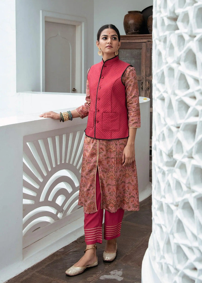 Barfi Red And Black Paper Silk Reversible Quilted Bundi