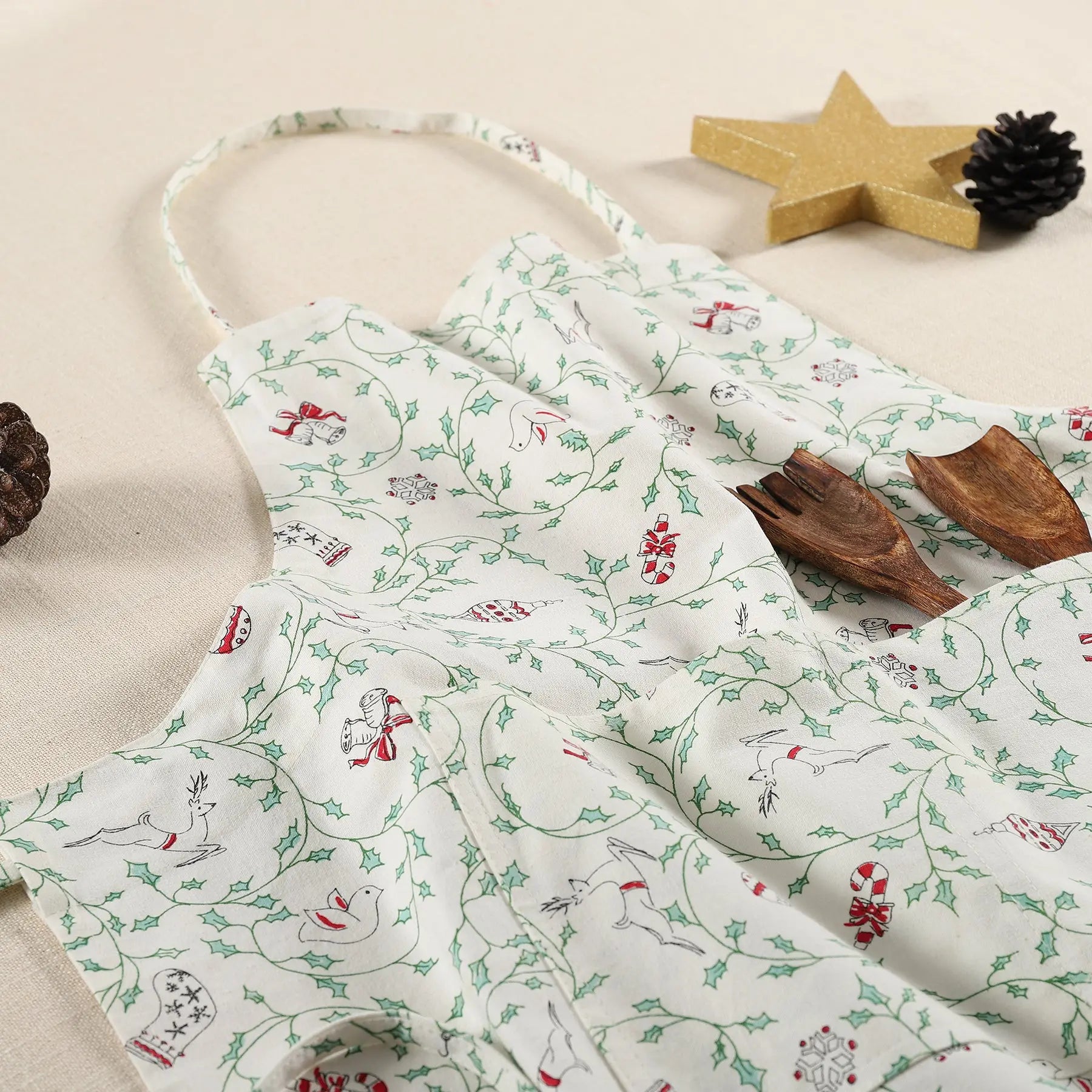 Joyous White Cotton Printed Apron