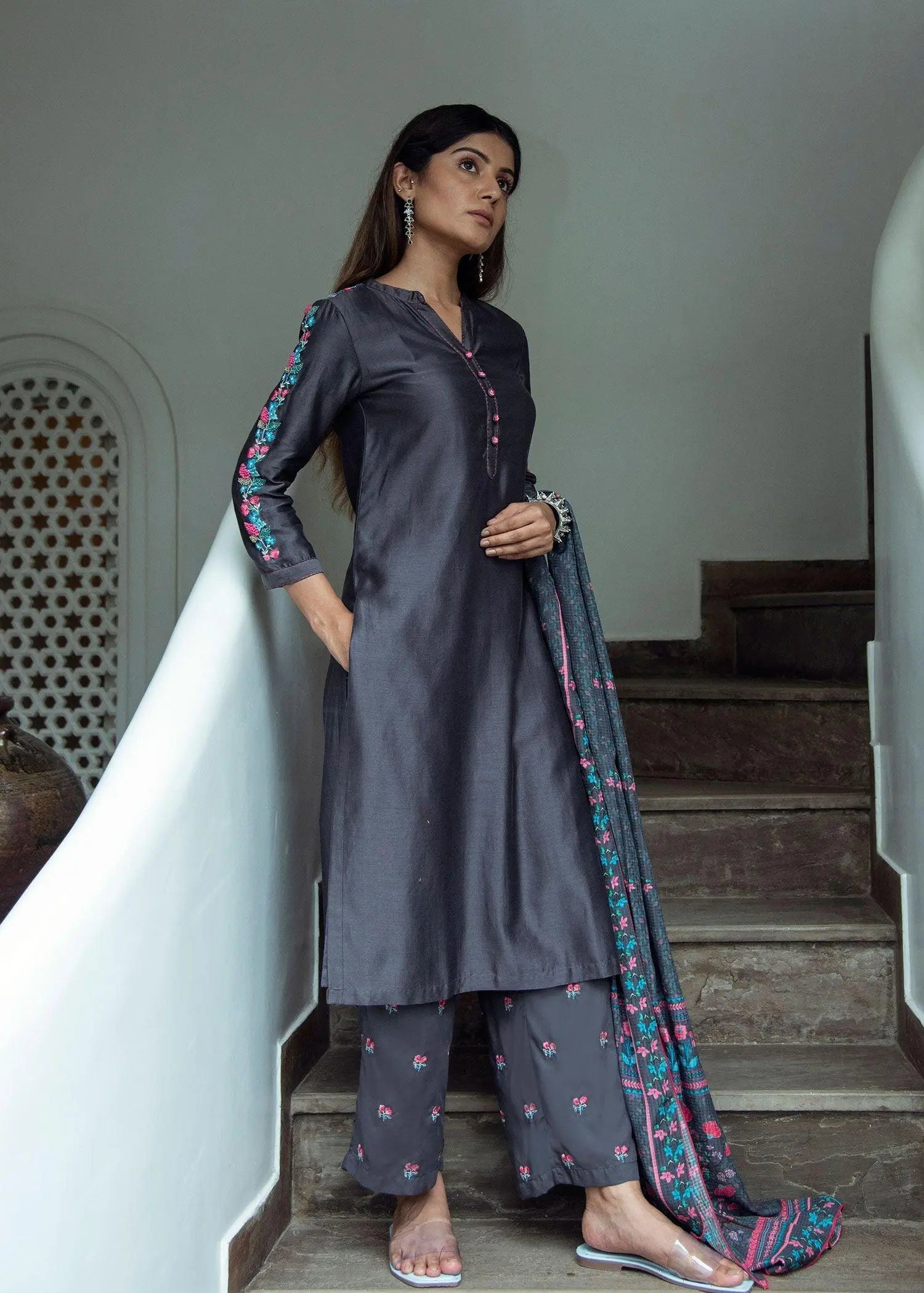 Smriti Grey Embroidered Chanderi Straight Kurta