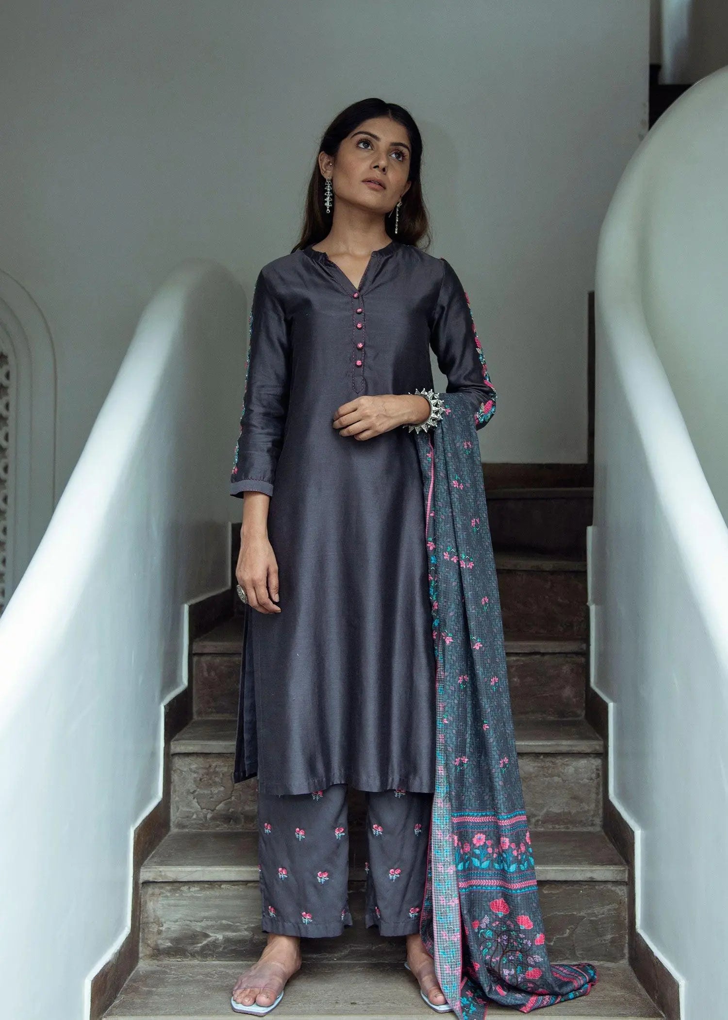 Smriti Grey Embroidered Chanderi Straight Kurta