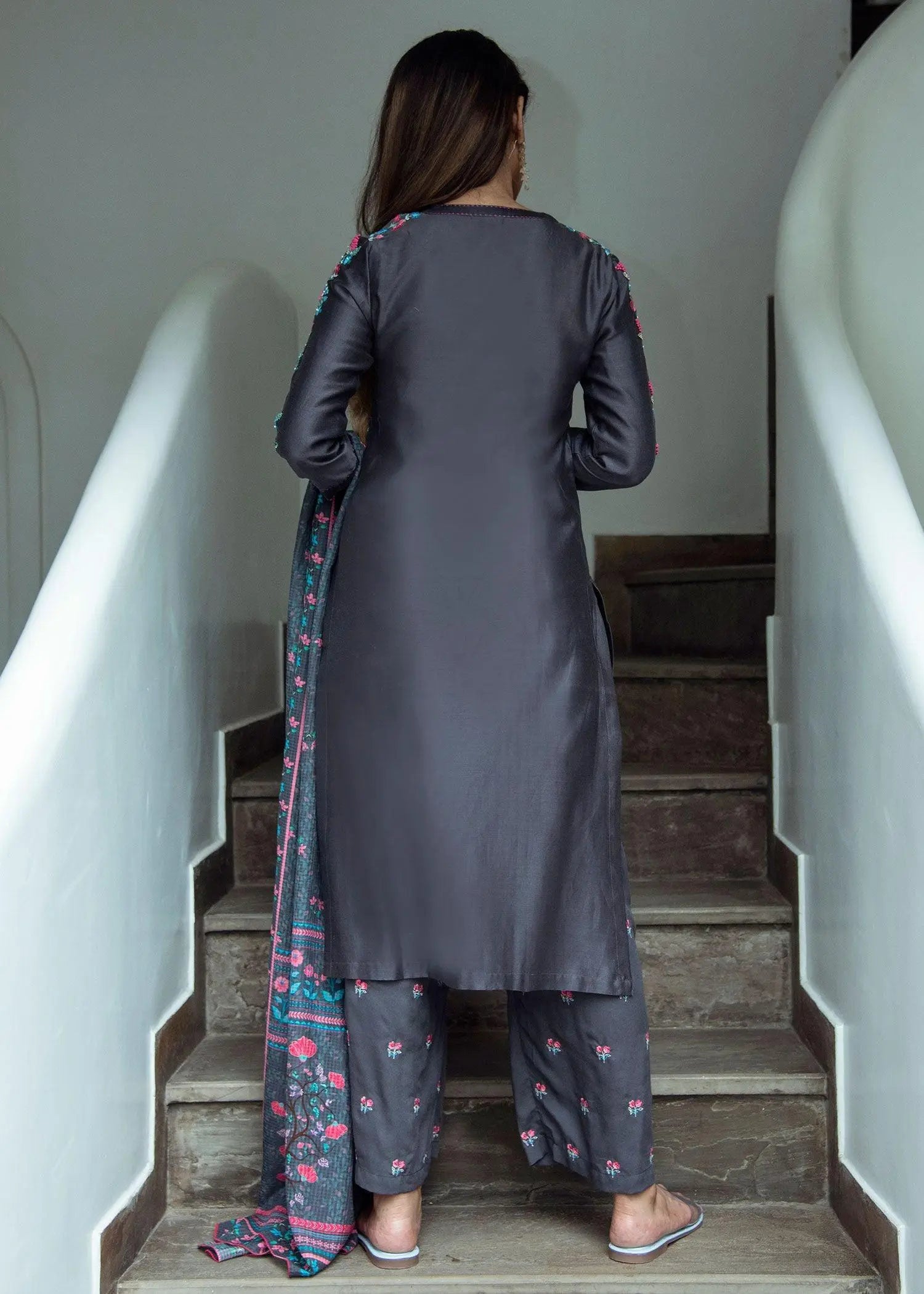 Smriti Grey Embroidered Chanderi Straight Kurta